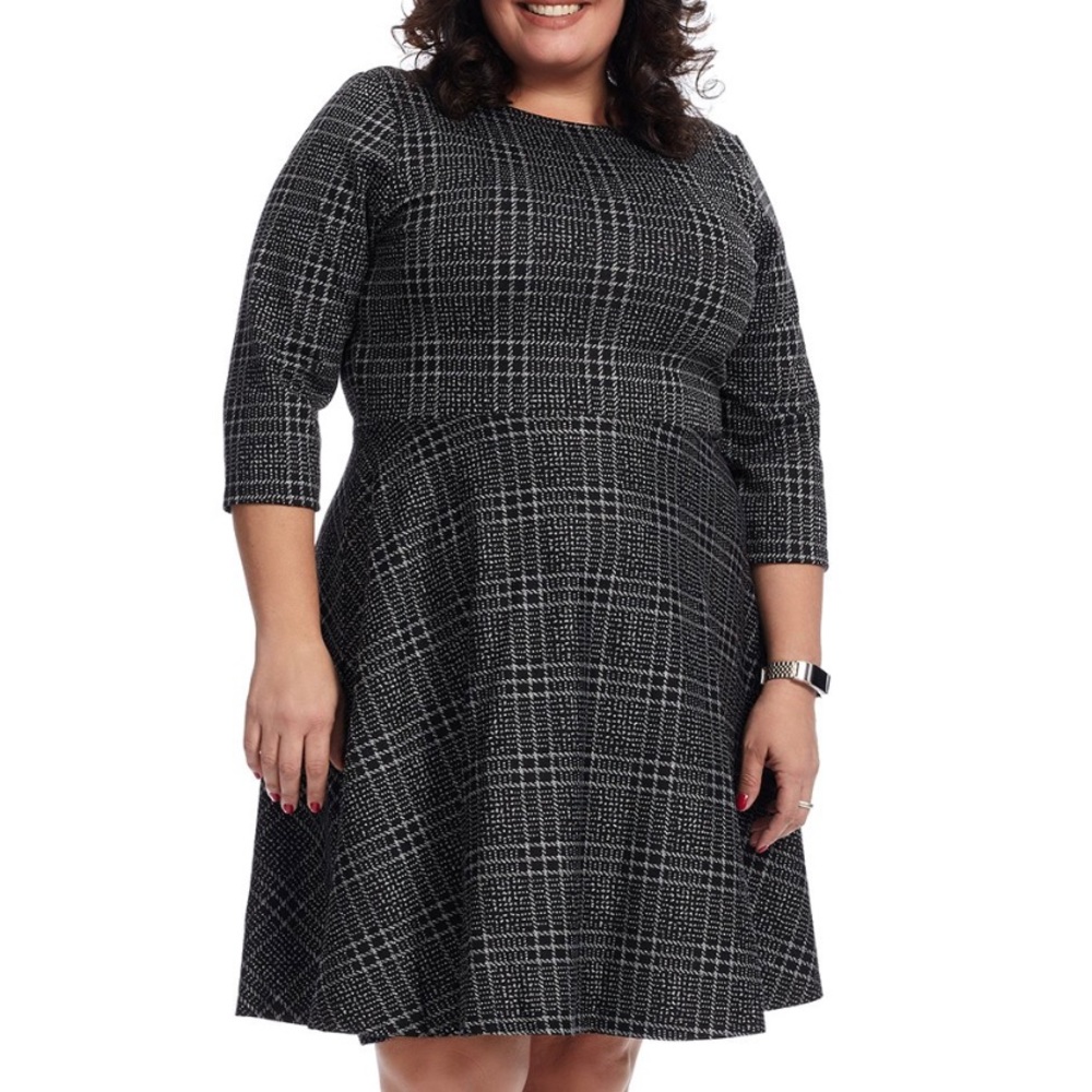 Plaid fit and flare scoop back dress. VGUC